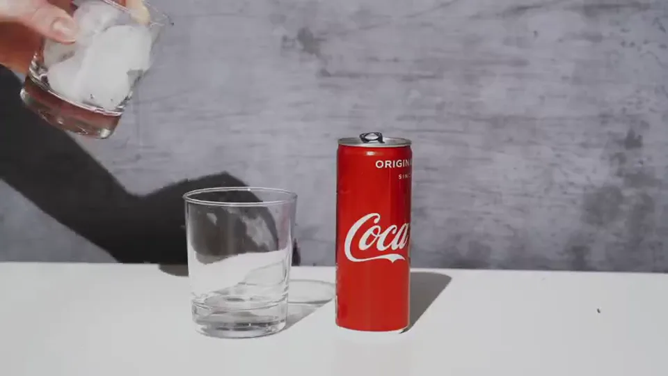 The product film — film still