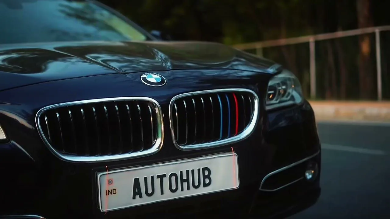 Automobile film still